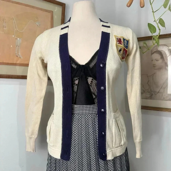 Ralph Lauren Rugby Vintage Sweater with Crest Patch, Cream 80s Preppy Cardigan - Picture 11 of 11